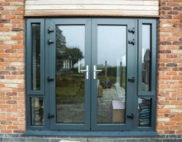 АЛЮМИНИЕВЫЕ ВХОДНЫЕ ДВЕРИ